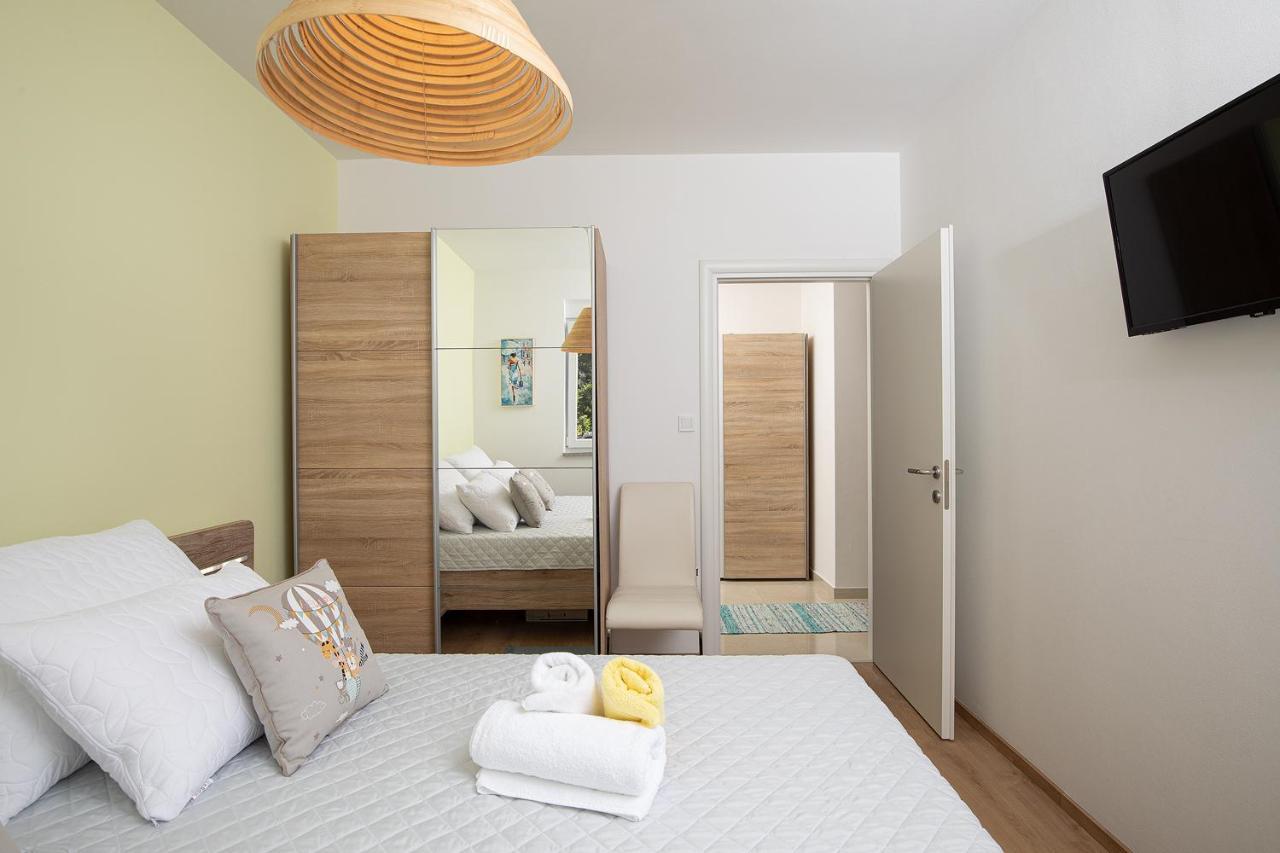 Apartment J&E Медулин Екстер'єр фото